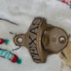 NWOT Decor Antique Finish bottle cap opener